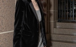 微笑的闪士高清